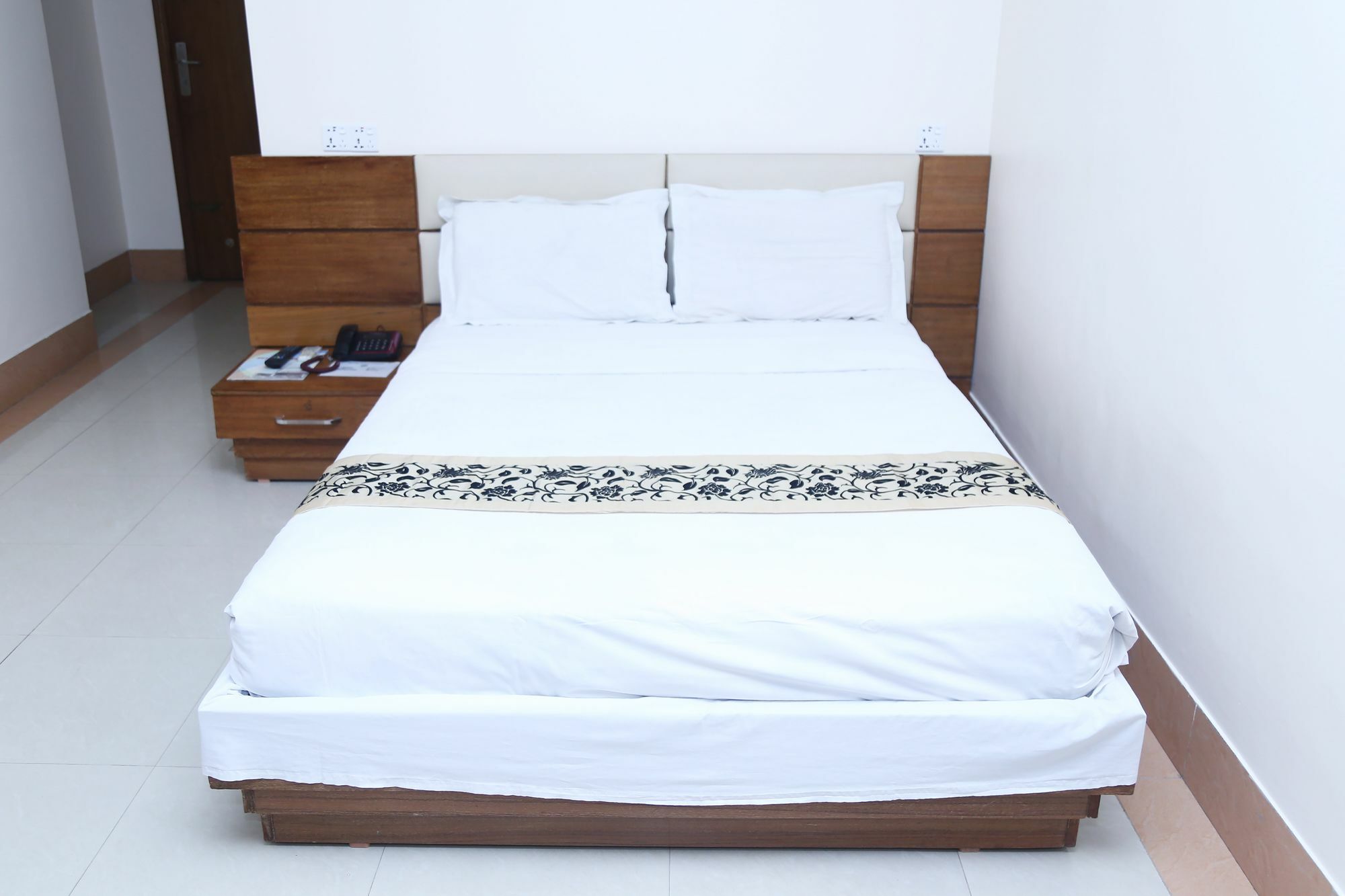 Hotel Garden Inn Сілет Екстер'єр фото